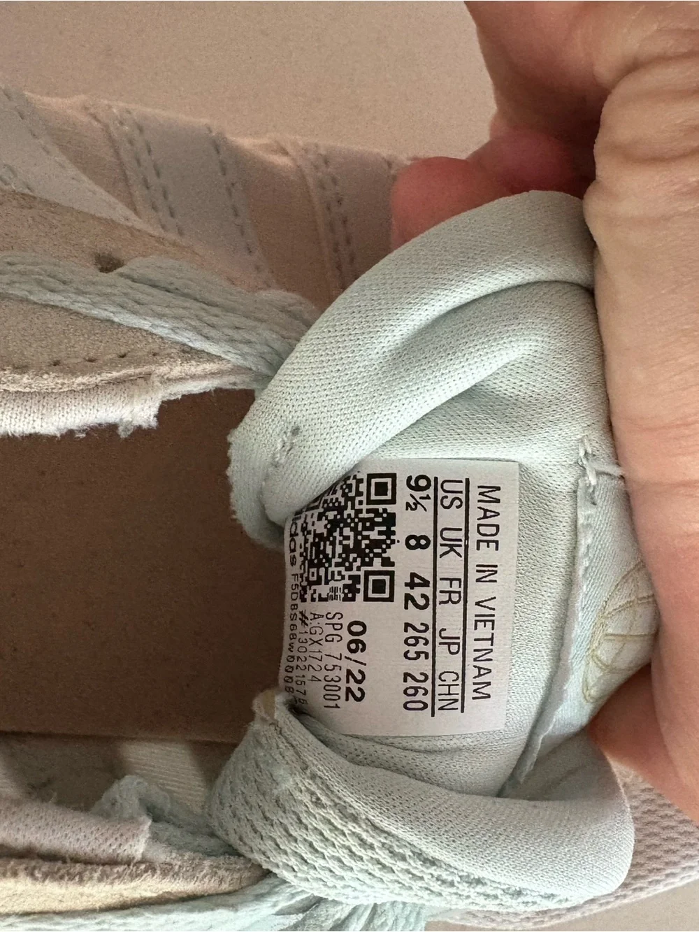 adidas Run 70s Women's Sneakers in Light Blue, Beige & White